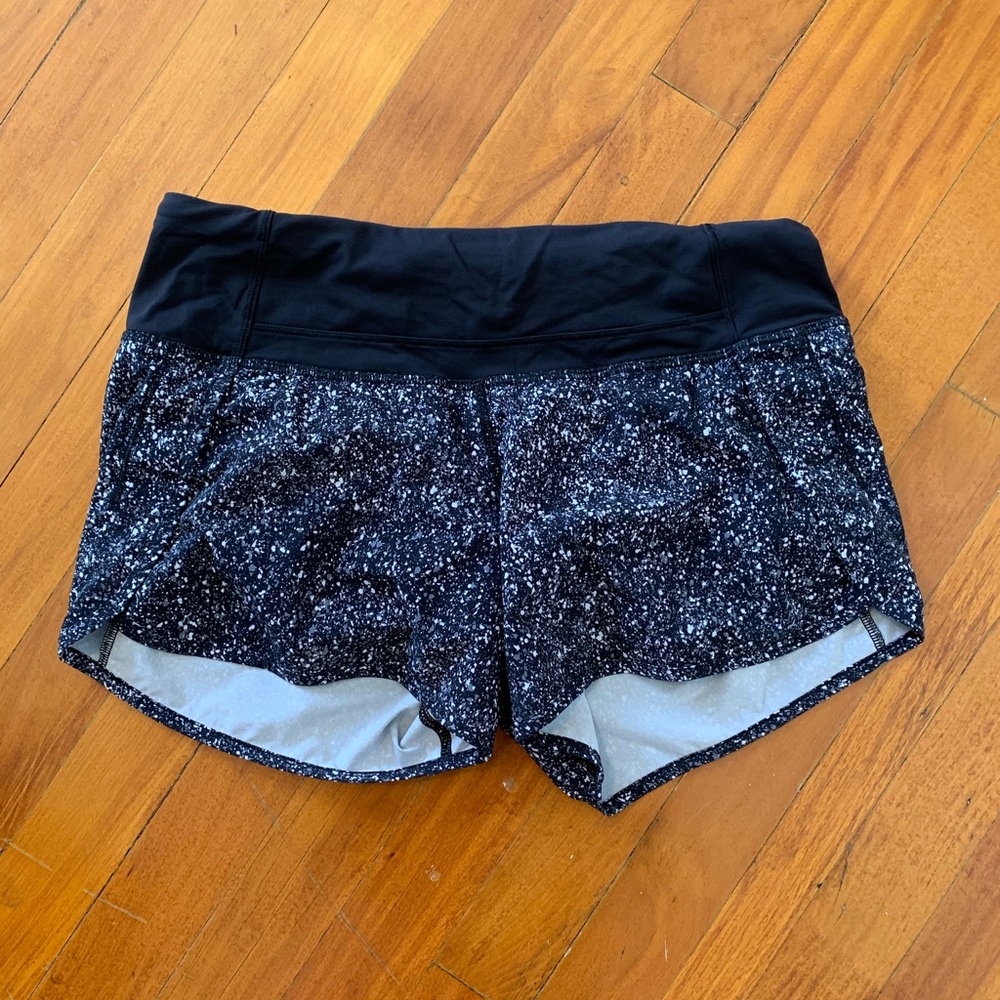 Lululemon shorts size 4